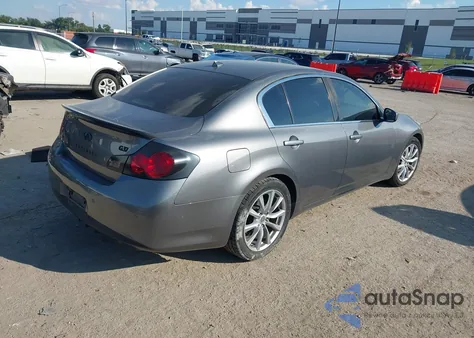 2013 Infiniti G37 Journey z USA, uszkodzony, nr VIN JN1CV6APXDM306735